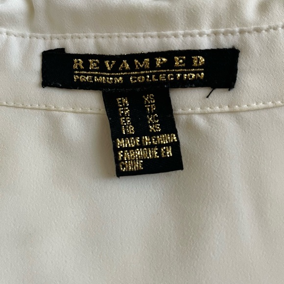 FREE WITH BUNDLE - Short Sleeve Blouse - Picture 8 of 8